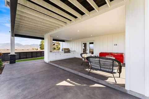 Tiny photo for 2357 Robertson Crst, Grants Pass, OR 97527 (MLS # 220216965)