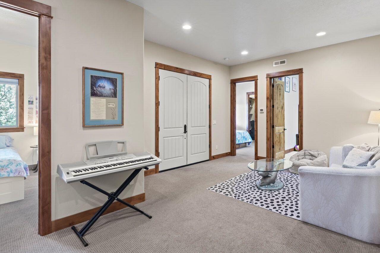 Awbrey Butte - Residential