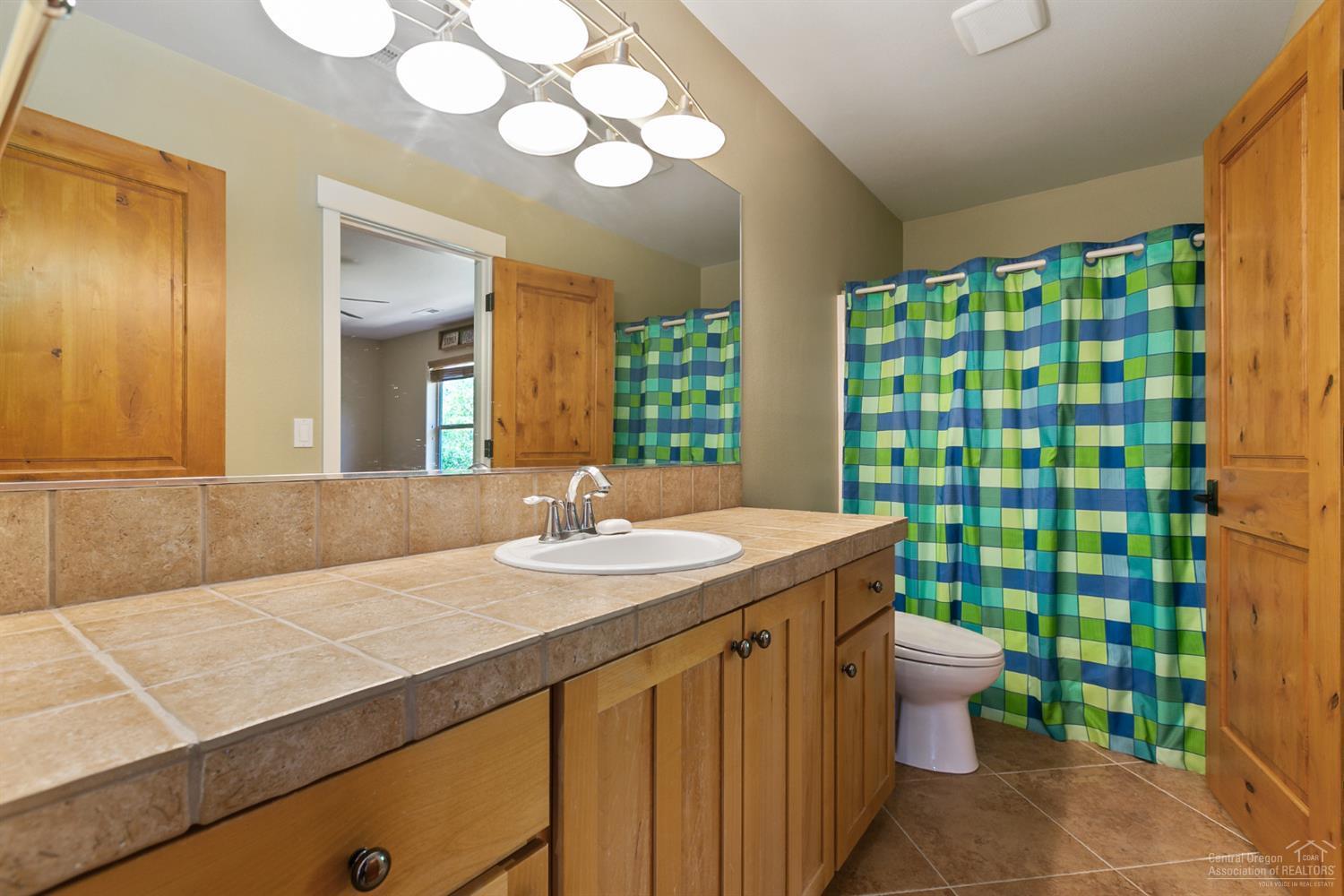 Broken Top - Residential