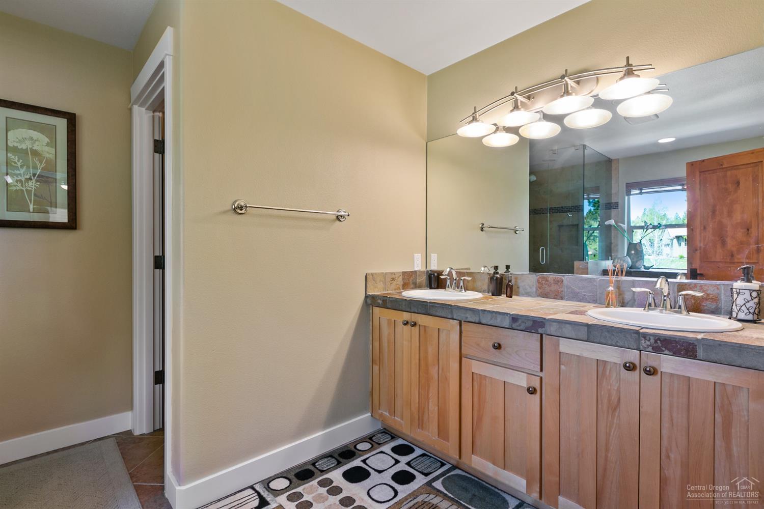 Broken Top - Residential