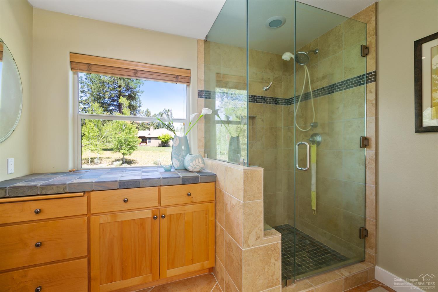 Broken Top - Residential