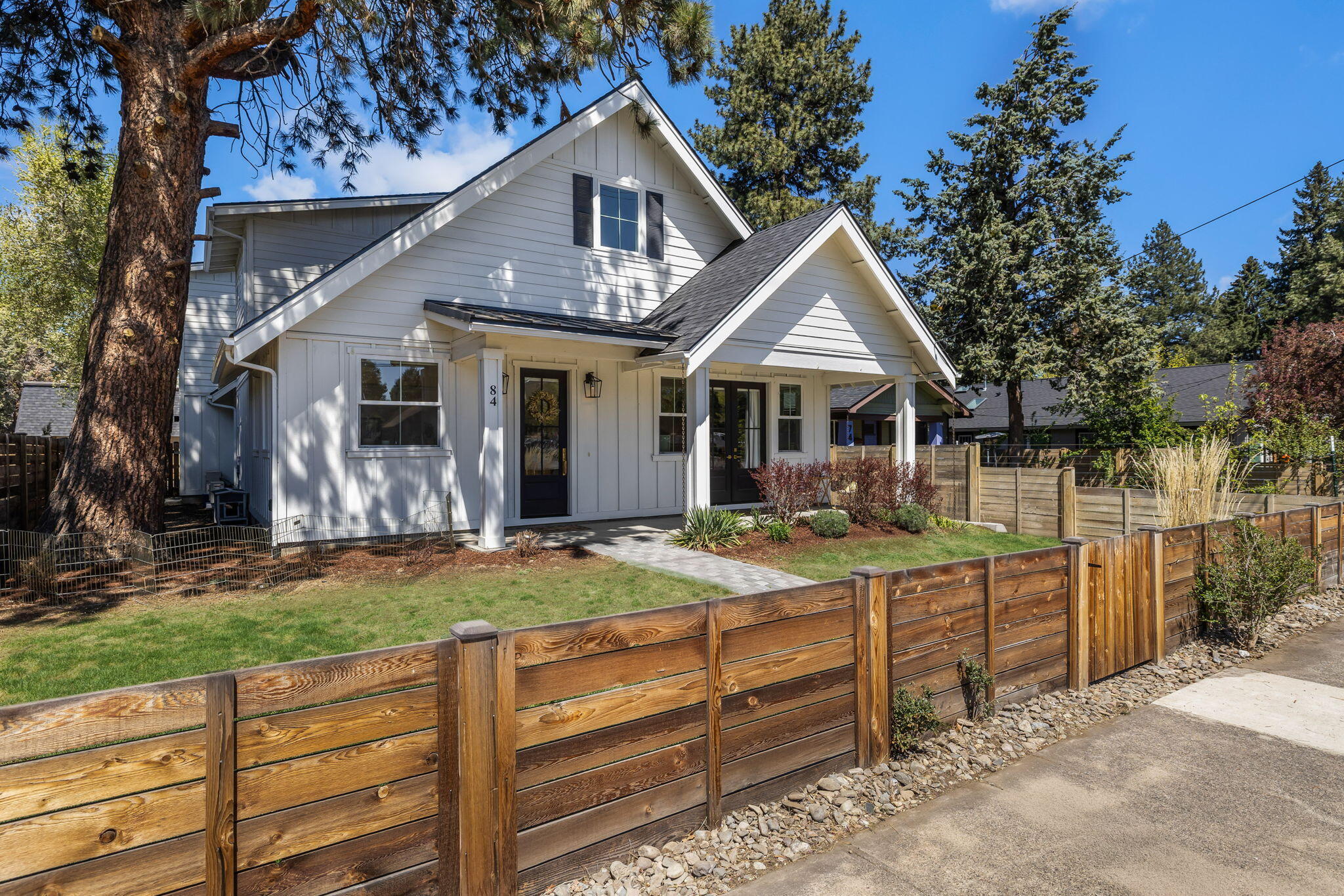 84 NW Portland Avenue # 1