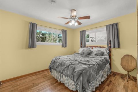 Tiny photo for 1381 Oak Hill Road, Roseburg, OR 97471 (MLS # 220219321)