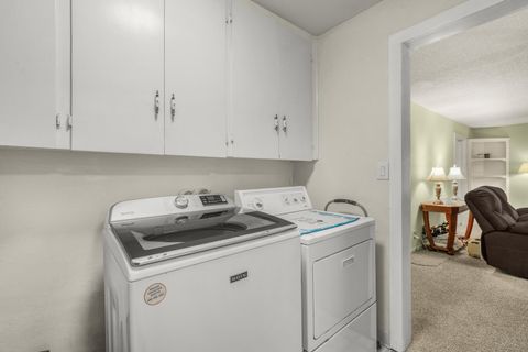 Tiny photo for 1381 Oak Hill Road, Roseburg, OR 97471 (MLS # 220219321)