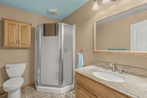 Tiny photo for 1381 Oak Hill Road, Roseburg, OR 97471 (MLS # 220219321)
