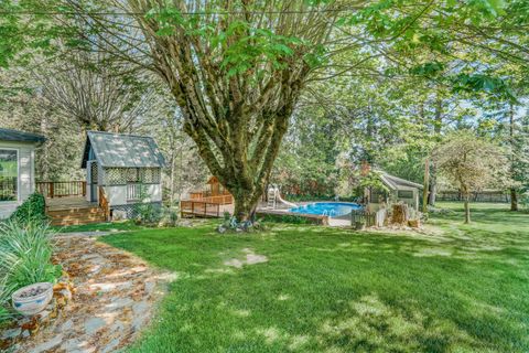 Tiny photo for 1381 Oak Hill Road, Roseburg, OR 97471 (MLS # 220219321)