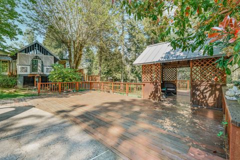 Tiny photo for 1381 Oak Hill Road, Roseburg, OR 97471 (MLS # 220219321)