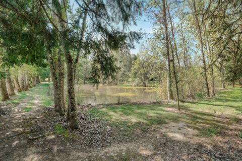 Tiny photo for 1381 Oak Hill Road, Roseburg, OR 97471 (MLS # 220219321)