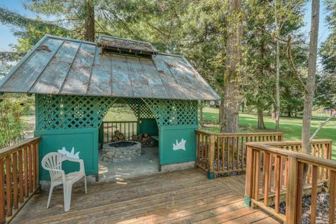 Tiny photo for 1381 Oak Hill Road, Roseburg, OR 97471 (MLS # 220219321)