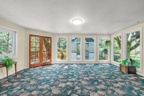 Tiny photo for 1381 Oak Hill Road, Roseburg, OR 97471 (MLS # 220219321)