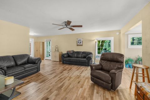 Tiny photo for 1381 Oak Hill Road, Roseburg, OR 97471 (MLS # 220219321)