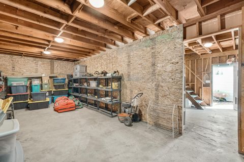Tiny photo for 1381 Oak Hill Road, Roseburg, OR 97471 (MLS # 220219321)
