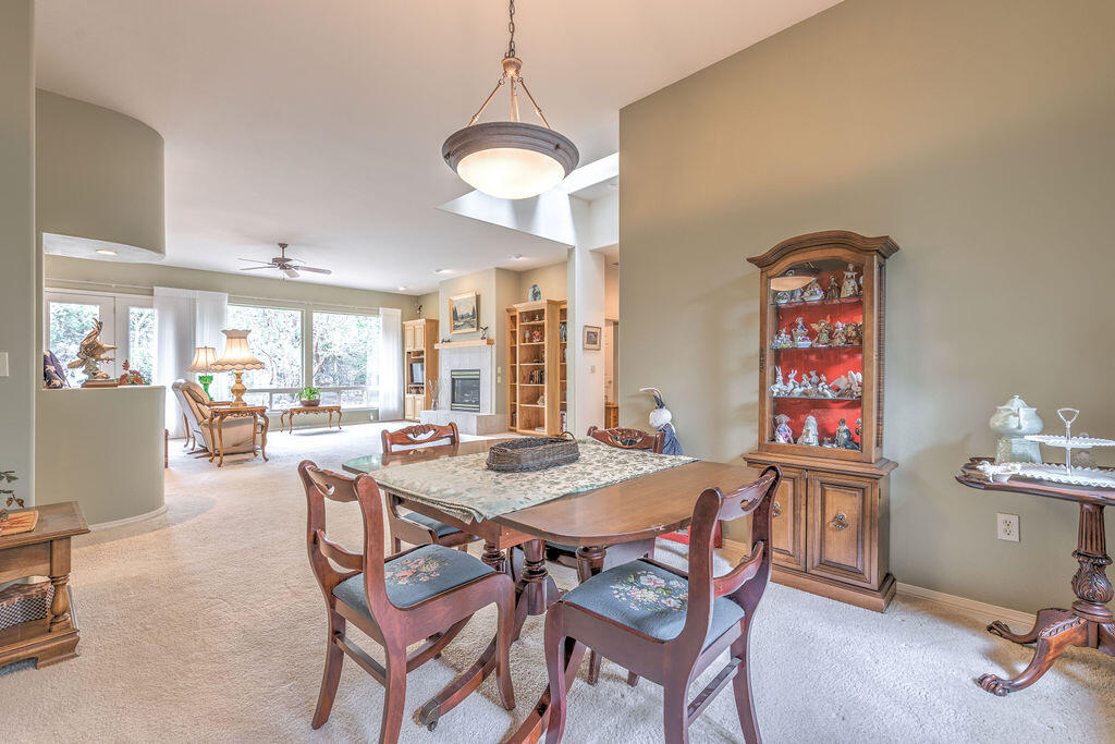 Ridge At Eagle Crest - Residential