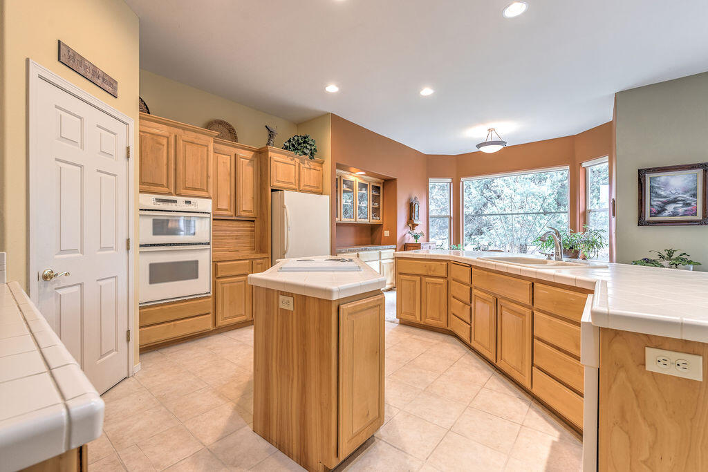 Ridge At Eagle Crest - Residential