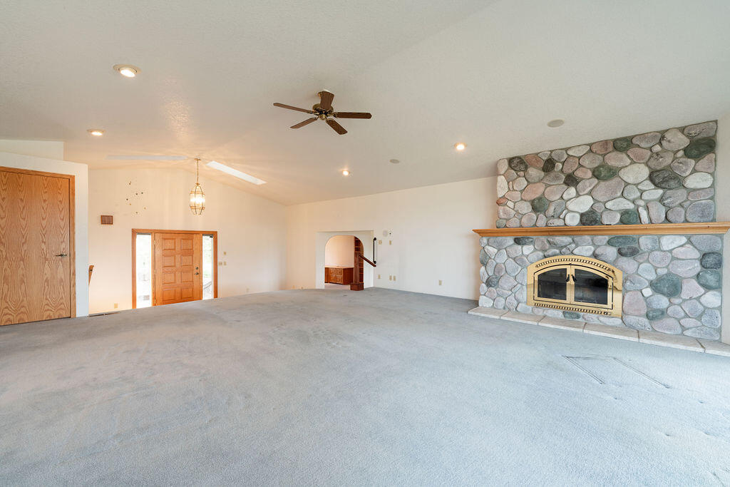 Sundance East - Residential