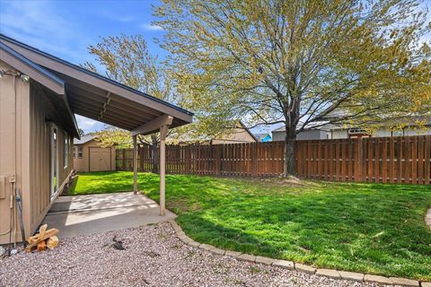 Tiny photo for 2232 SW Newberry Court, Redmond, OR 97756 (MLS # 220219821)