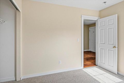 Tiny photo for 2232 SW Newberry Court, Redmond, OR 97756 (MLS # 220219821)