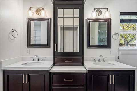 Tiny photo for 2232 SW Newberry Court, Redmond, OR 97756 (MLS # 220219821)