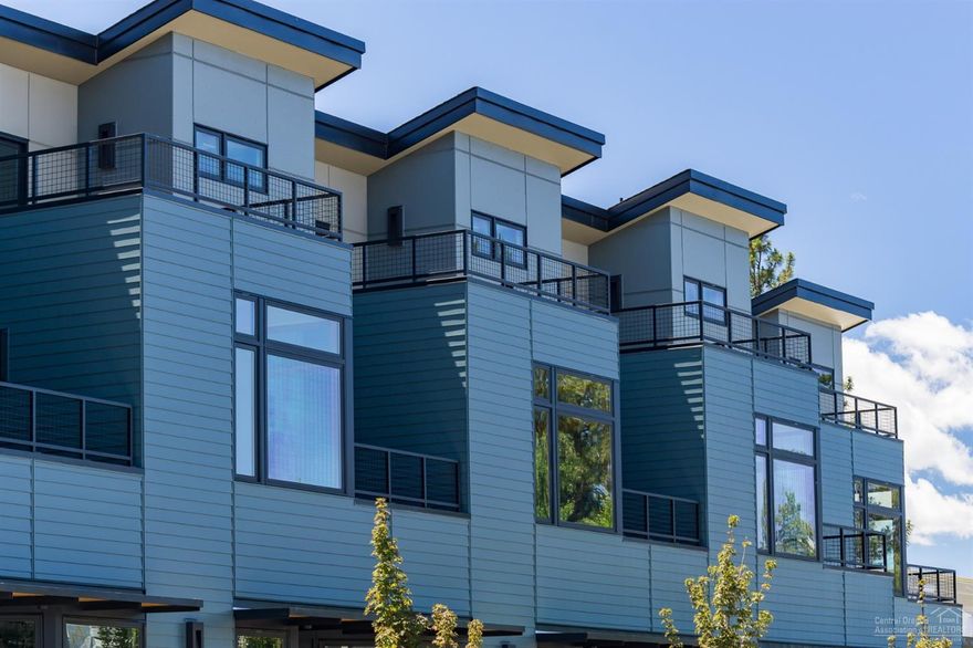 Live the carefree lifestyle in the heart of Northwest Crossing at fabulous Fremont Row. These stylish loft condominiums are perfect for those who want a home in the middle of it all. The open floorplan is perfect for entertaining guests while enjoying the various Northwest Crossing events. These condominiums have wonderful features such as Kitchenaid stainless steel appliances, including refrigerator, quartz counter tops, hardwood floors, fir windows, an abundance of patio space to enjoy the buzz of Northwest Crossing and spectacular mountain views. There is a 26 sqft, 13ft high private storage space included as well as additional secured storage space for bikes, skis and kayaks. Fremont Row will be a wonderful place to call home!