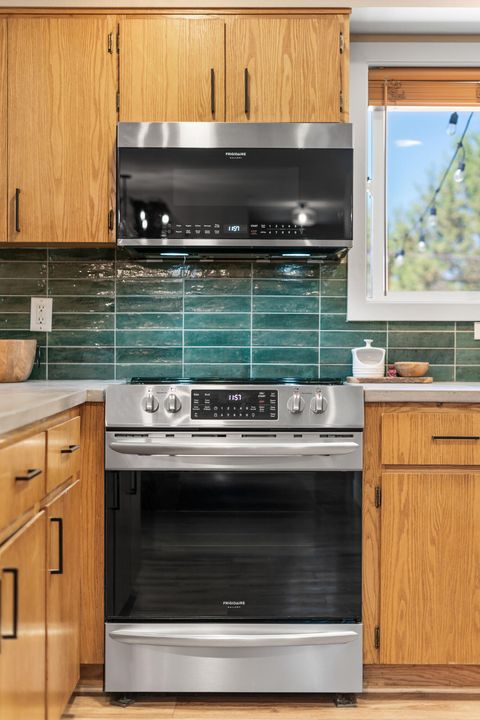 Tiny photo for 12777 SE Cowboy Court, Prineville, OR 97754 (MLS # 220220202)