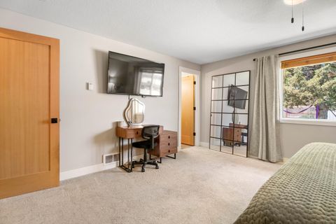 Tiny photo for 12777 SE Cowboy Court, Prineville, OR 97754 (MLS # 220220202)