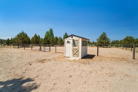 Tiny photo for 12777 SE Cowboy Court, Prineville, OR 97754 (MLS # 220220202)
