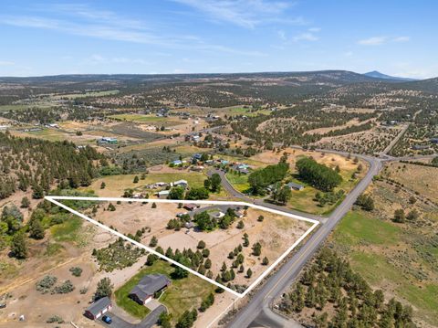 Tiny photo for 12777 SE Cowboy Court, Prineville, OR 97754 (MLS # 220220202)