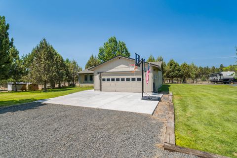 Tiny photo for 12777 SE Cowboy Court, Prineville, OR 97754 (MLS # 220220202)
