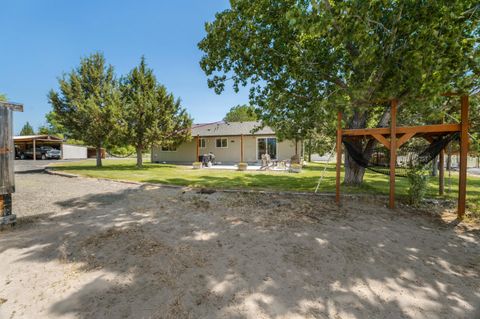 Tiny photo for 12777 SE Cowboy Court, Prineville, OR 97754 (MLS # 220220202)