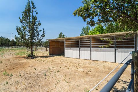 Tiny photo for 12777 SE Cowboy Court, Prineville, OR 97754 (MLS # 220220202)