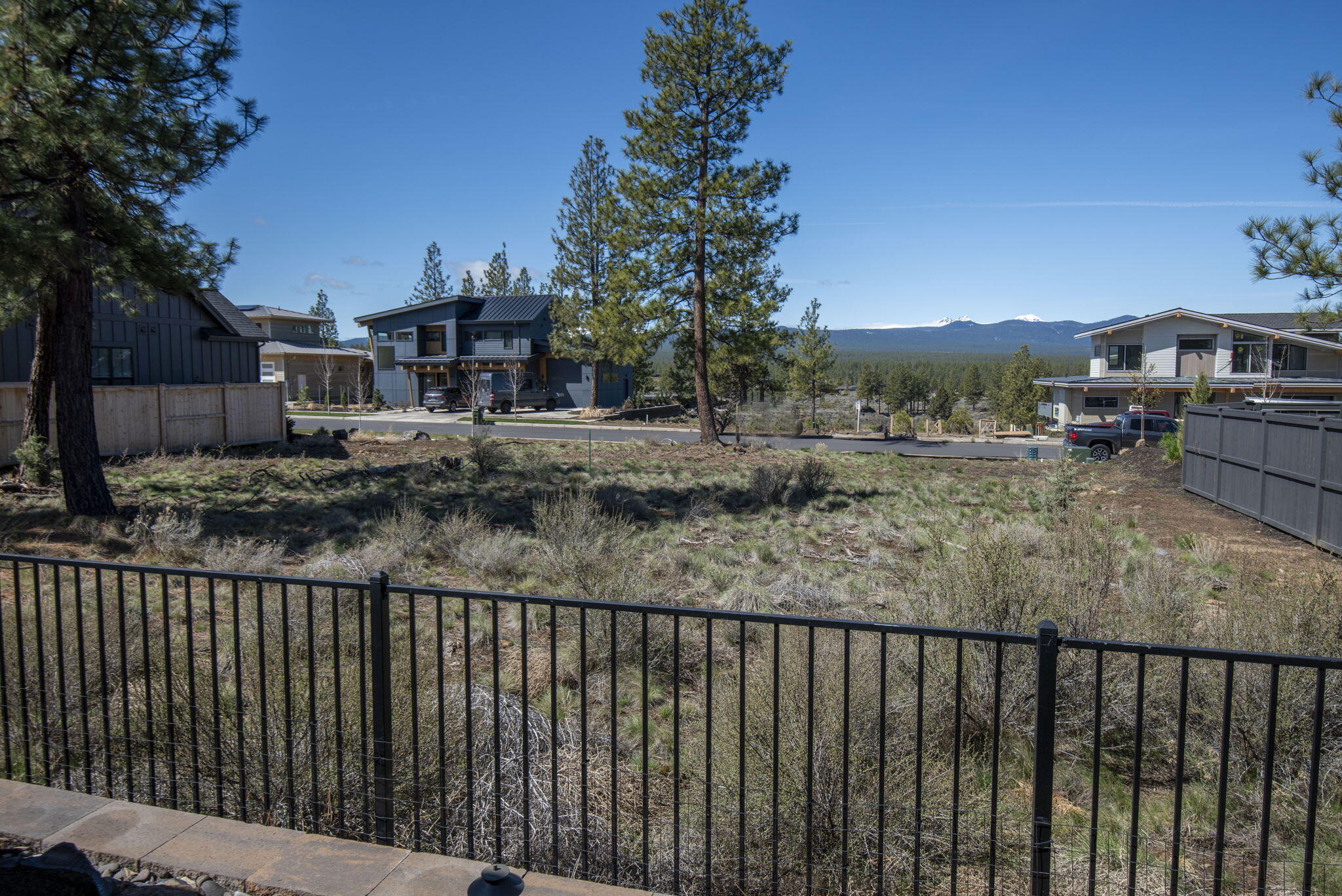 Three Pines Ridge - Residential