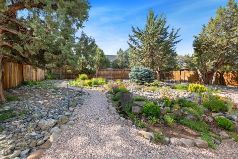 Tiny photo for 4022 SW Majestic Avenue, Redmond, OR 97756 (MLS # 220223968)