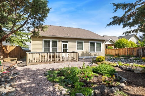 Tiny photo for 4022 SW Majestic Avenue, Redmond, OR 97756 (MLS # 220223968)