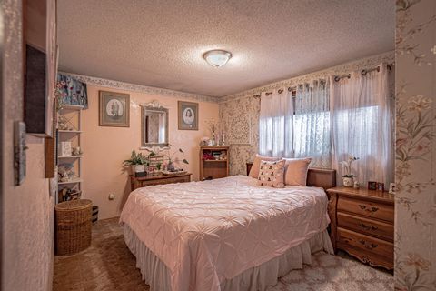 Tiny photo for 4035 Rock Way, Central Point, OR 97502 (MLS # 220211617)