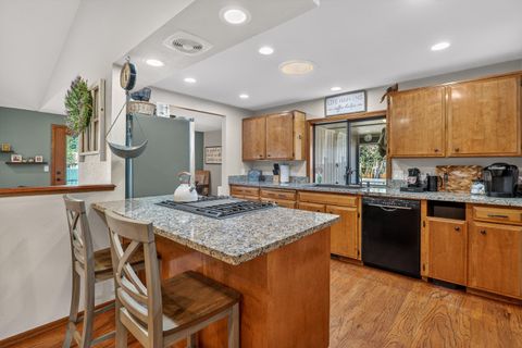 Tiny photo for 776 Delsie Drive, Grants Pass, OR 97527 (MLS # 220217442)