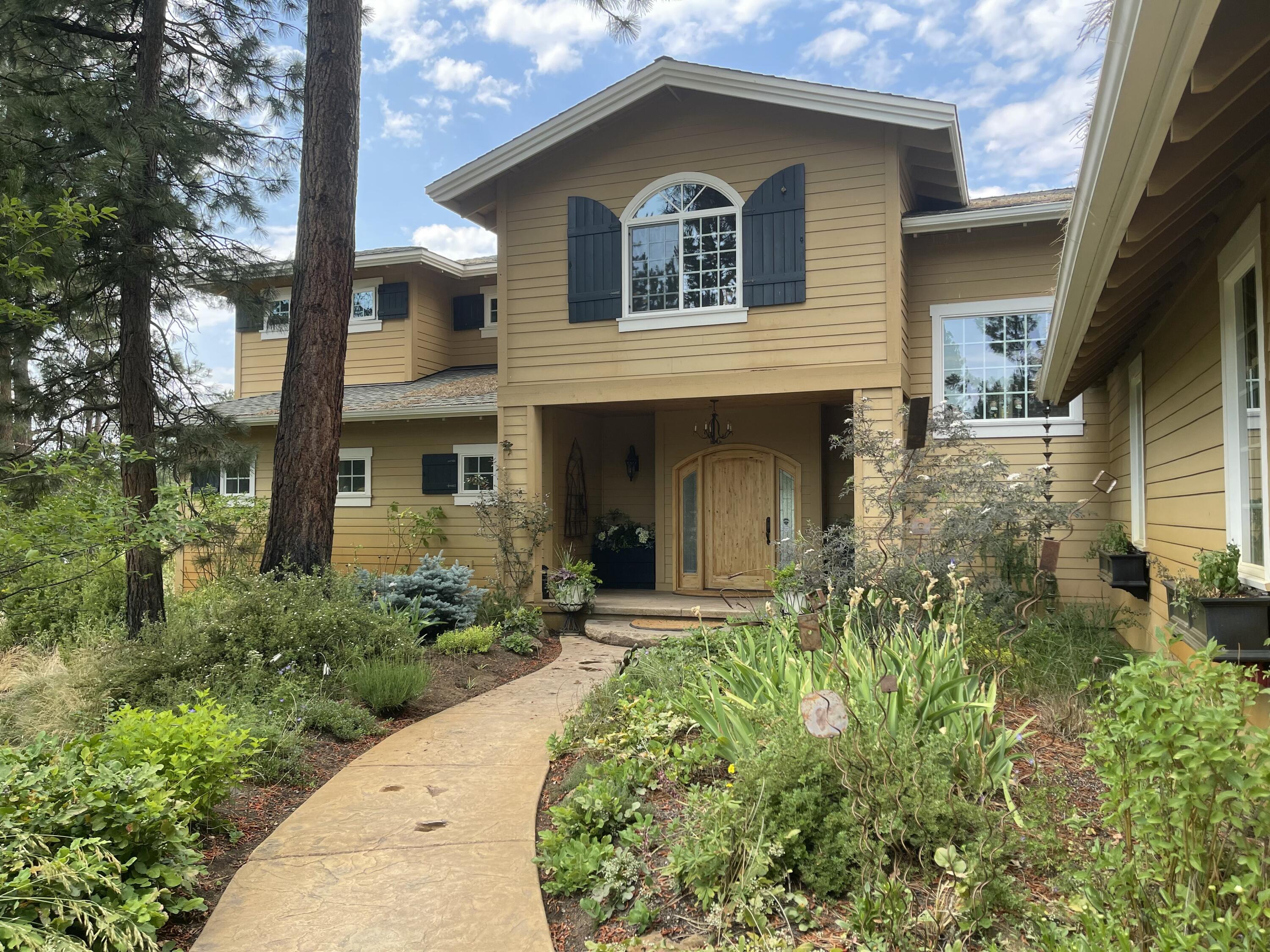 54641 Silver Fox Drive