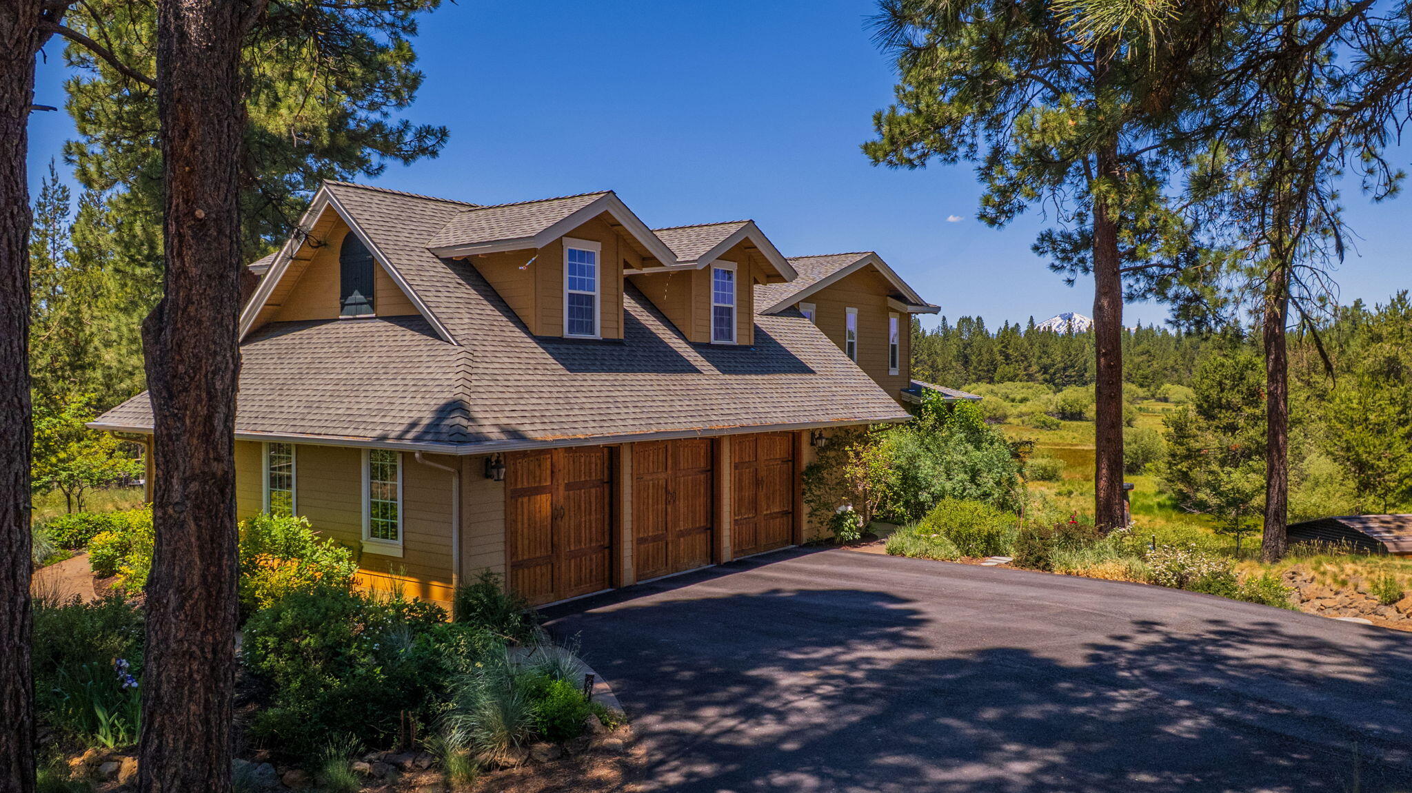54641 Silver Fox Drive