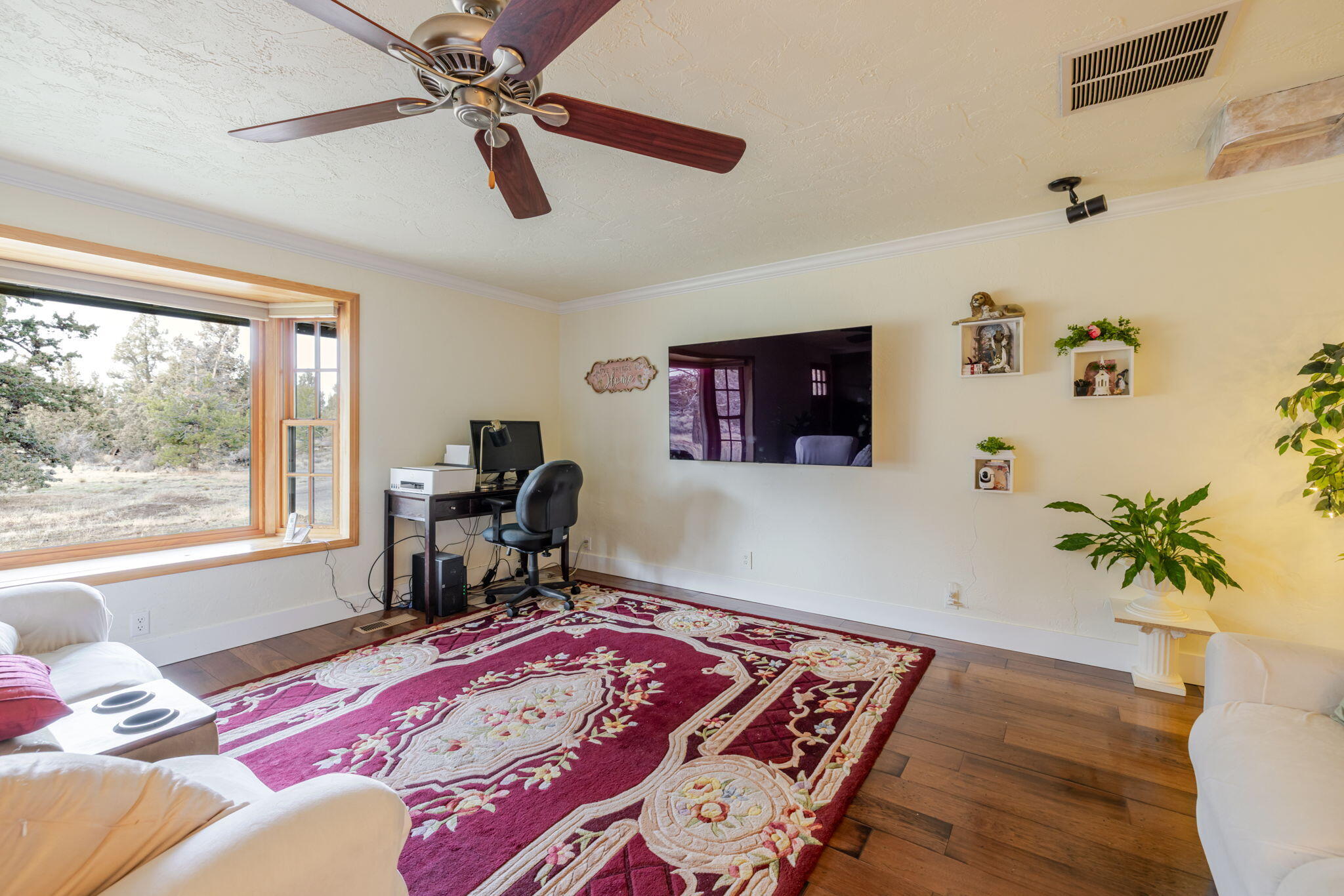 Sylvan Knolls - Residential