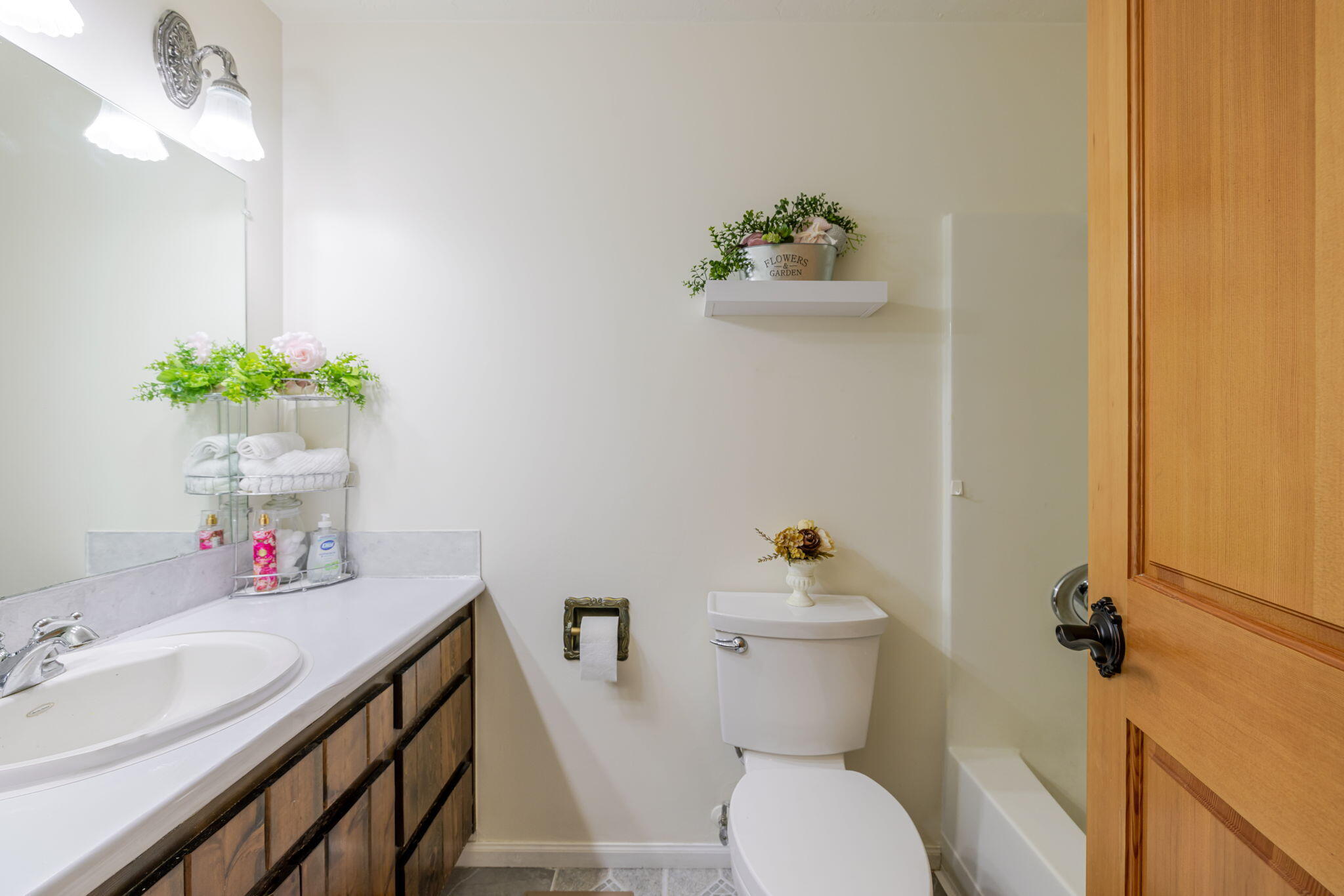 Sylvan Knolls - Residential