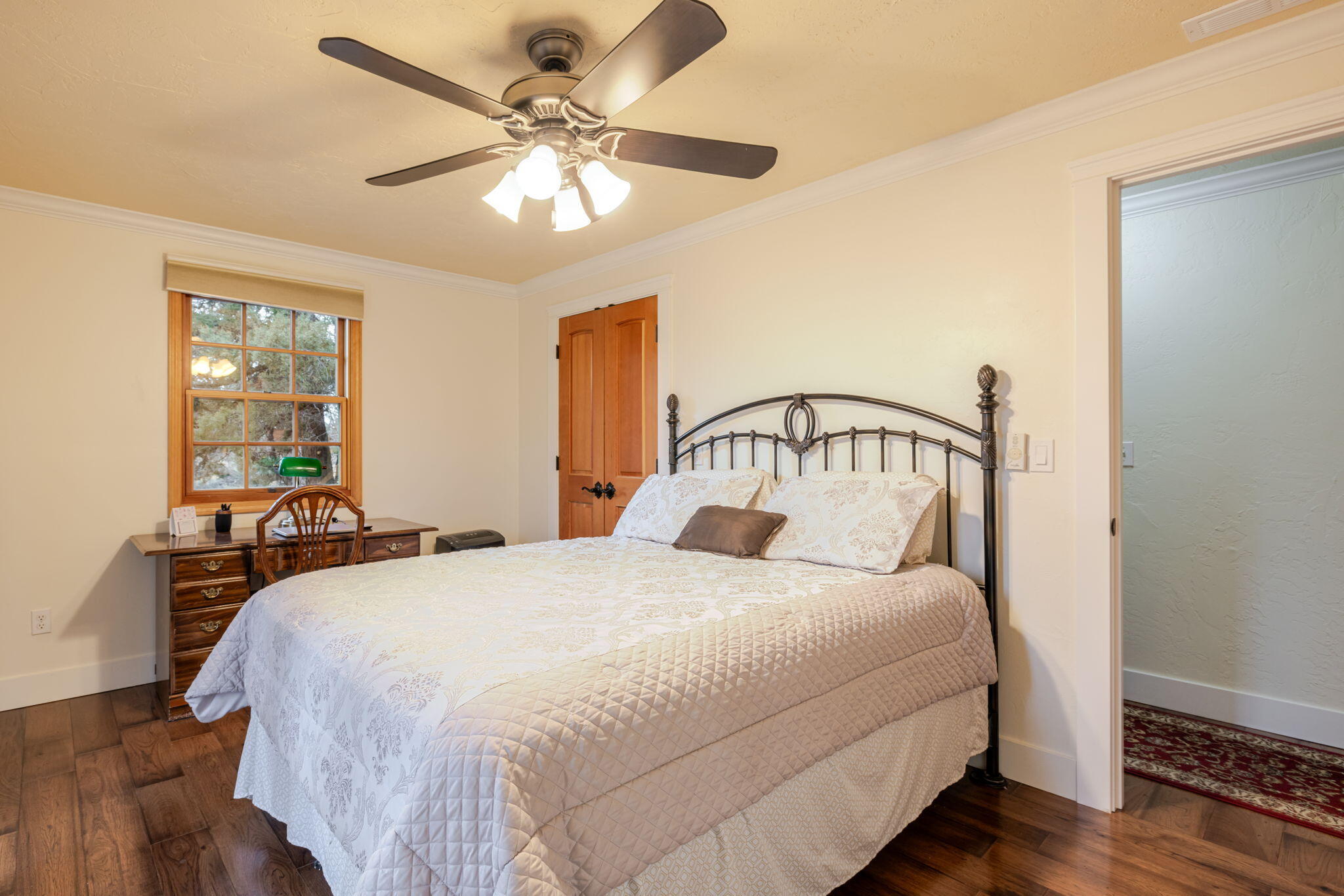 Sylvan Knolls - Residential