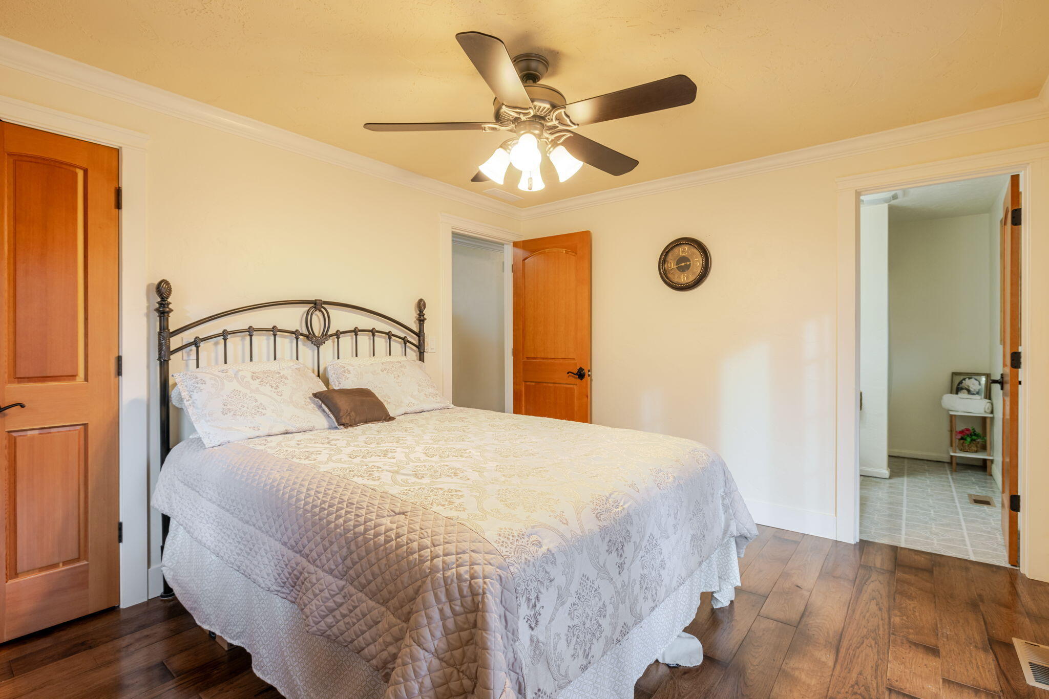 Sylvan Knolls - Residential