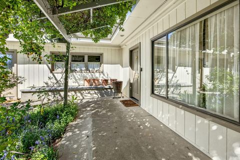 Tiny photo for 945 Hillview Drive, Ashland, OR 97520 (MLS # 220219499)