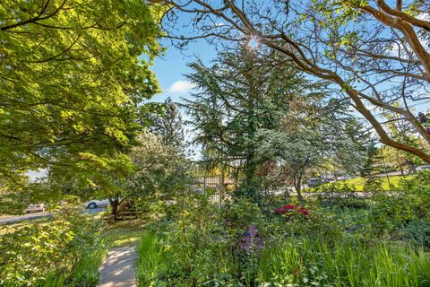 Tiny photo for 945 Hillview Drive, Ashland, OR 97520 (MLS # 220219499)