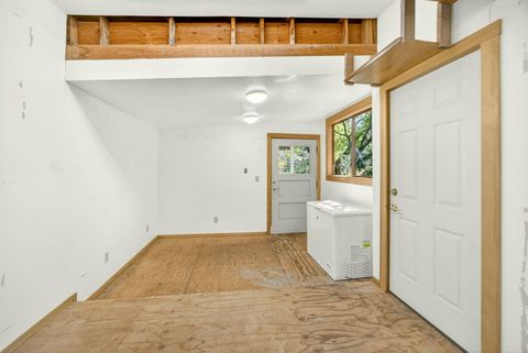 Tiny photo for 945 Hillview Drive, Ashland, OR 97520 (MLS # 220219499)