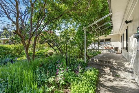 Tiny photo for 945 Hillview Drive, Ashland, OR 97520 (MLS # 220219499)