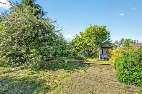 Tiny photo for 945 Hillview Drive, Ashland, OR 97520 (MLS # 220219499)