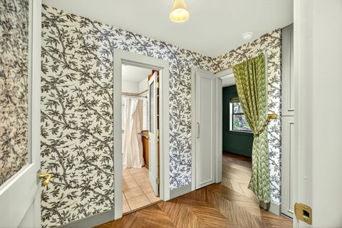 Tiny photo for 945 Hillview Drive, Ashland, OR 97520 (MLS # 220219499)
