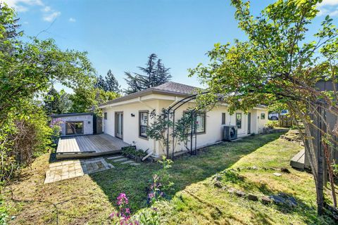 Tiny photo for 945 Hillview Drive, Ashland, OR 97520 (MLS # 220219499)