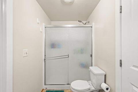 Tiny photo for 545 N Heights Drive, Eagle Point, OR 97524 (MLS # 220212929)