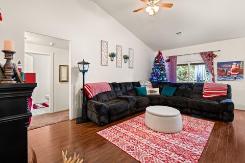 Tiny photo for 545 N Heights Drive, Eagle Point, OR 97524 (MLS # 220212929)